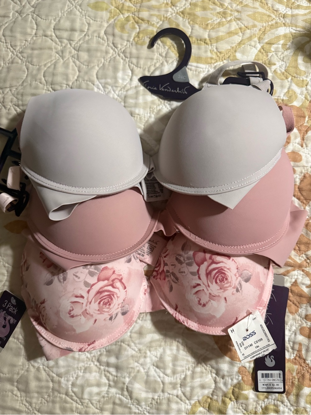 Gloria Vanderbilt 3-Pack Bras in White & Pink Floral